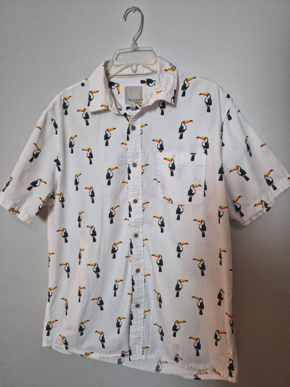 Visitor Premium Toucan Print Button Front Cotton Men's Shirt - Large